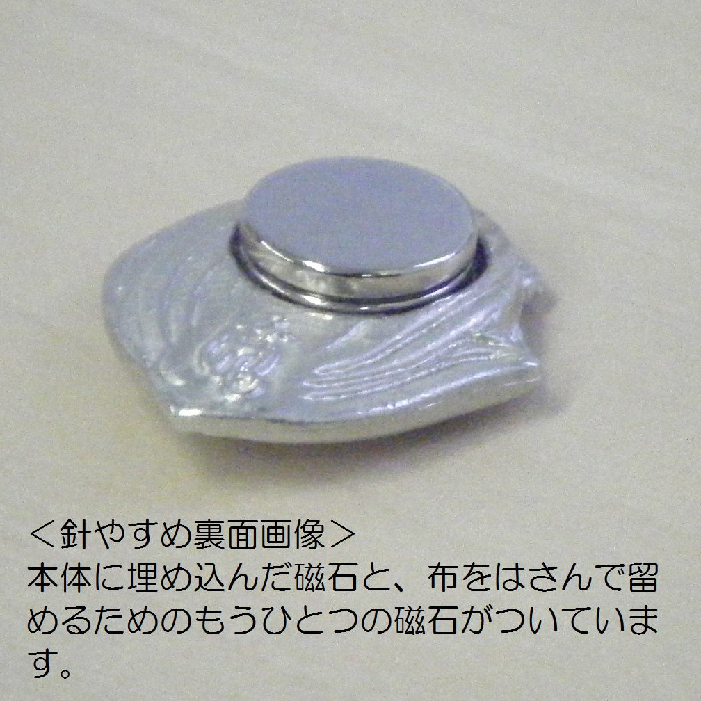 日本Clover 鈴蘭 Porte Bonheur 吸針磁石