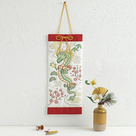 [預購]日本新年刺繡材料包 [龍年-迷你掛毯]