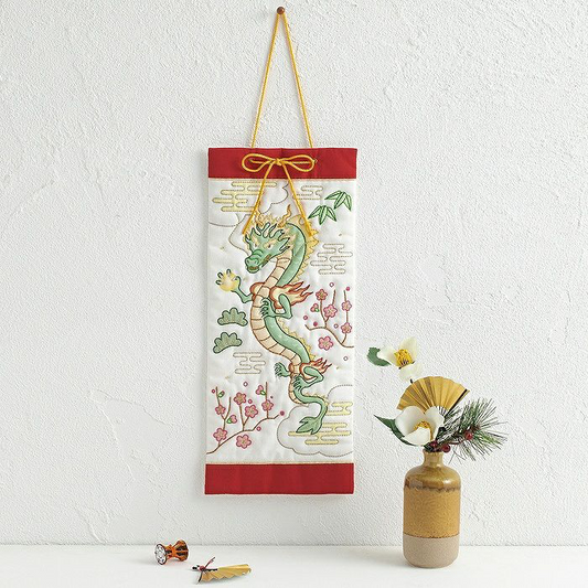 [預購]日本新年刺繡材料包 [龍年-迷你掛毯￼]